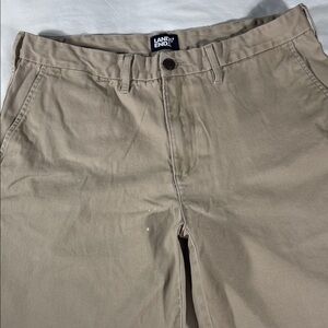 Lands' End mens khaki Traditional Fit flat front 10" chino shorts - size 34